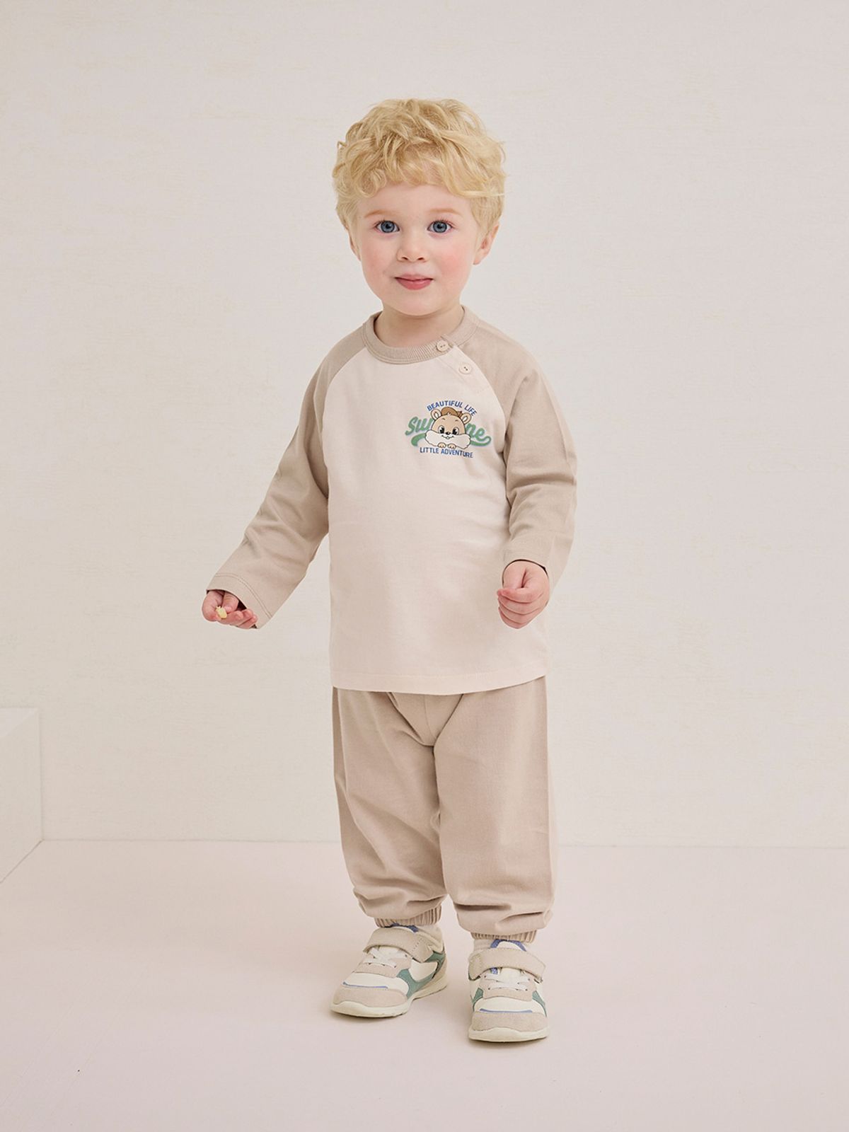 밀크마일(MILKMILE) 다람이냠냠라글란실내상하복