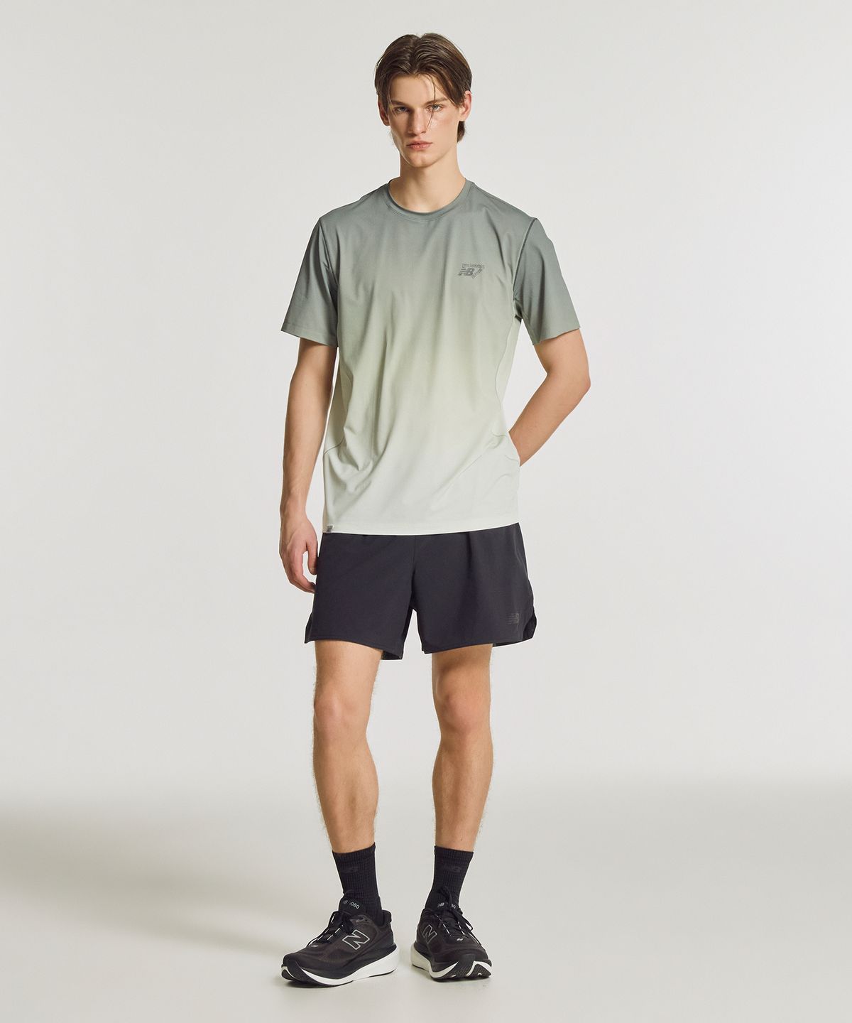 뉴발란스(NEW BALANCE) NBNVG36211 / MEN RC 에센셜 쇼츠 5인치 (BLACK)