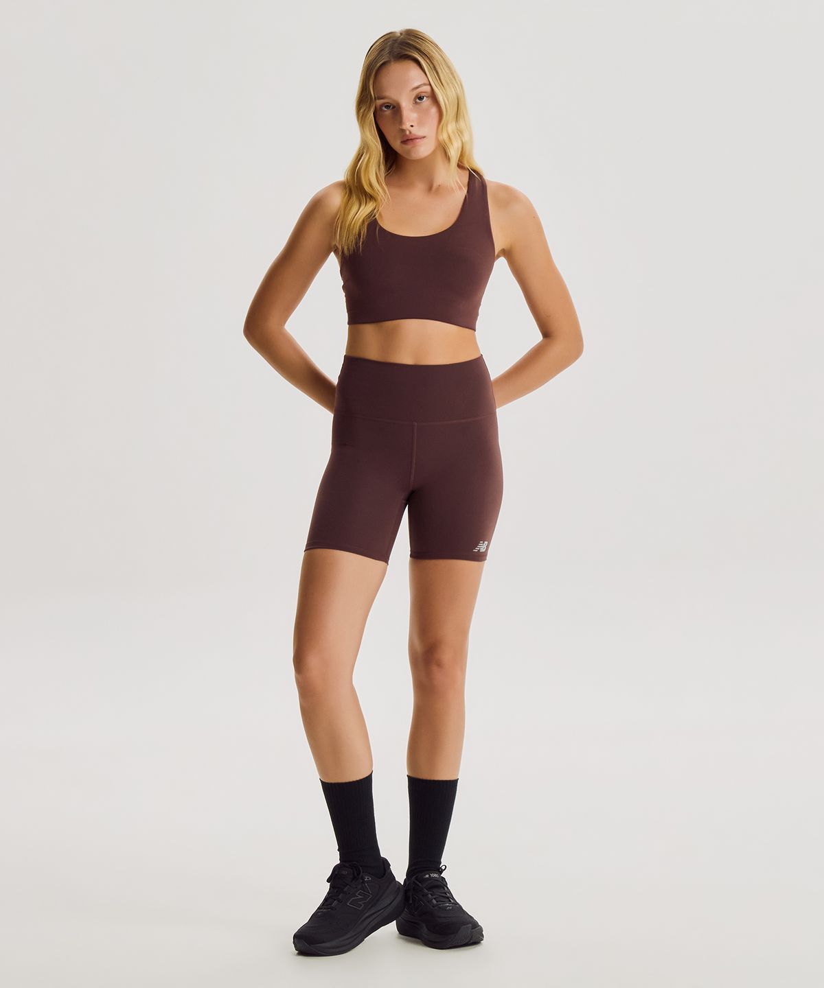 뉴발란스(NEW BALANCE) NBNSG3V822 / WOMEN 하모니 하이라이즈 6인치 레깅스 (BURGUNDY)