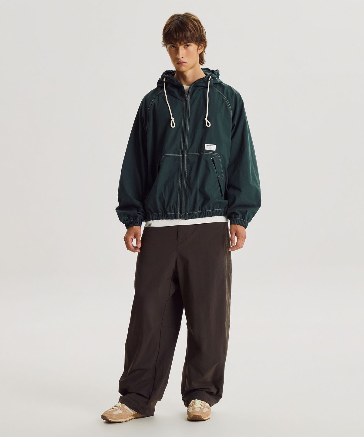 뉴발란스(NEW BALANCE) NBNAG31853 / UNI 모닝레이브 워시드 후디드 자켓 (HUNTER)