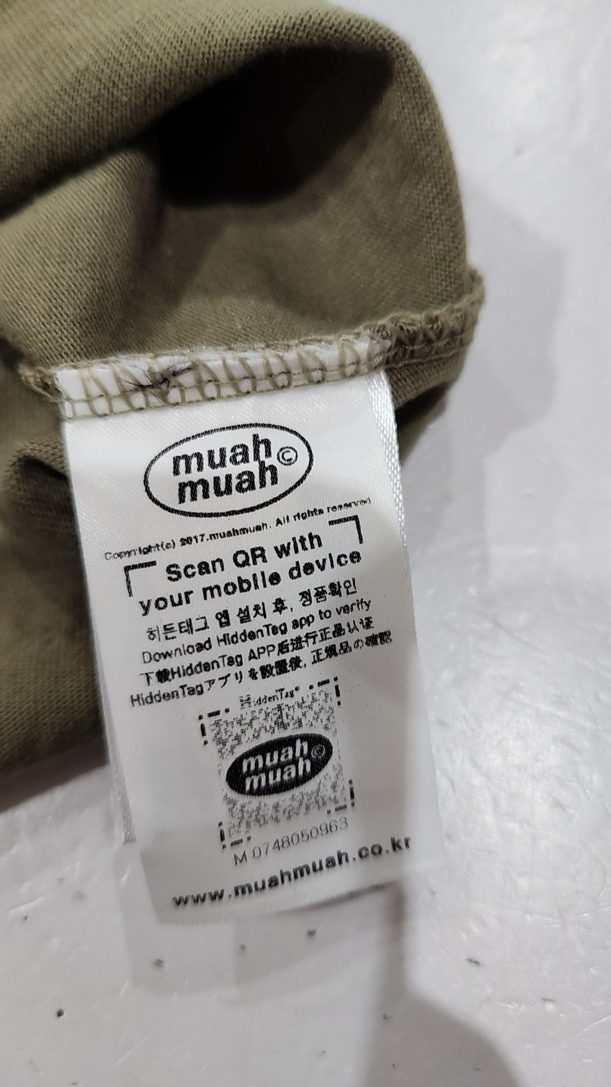 무아무아(MUAHMUAH) 반소매 티셔츠 FREE