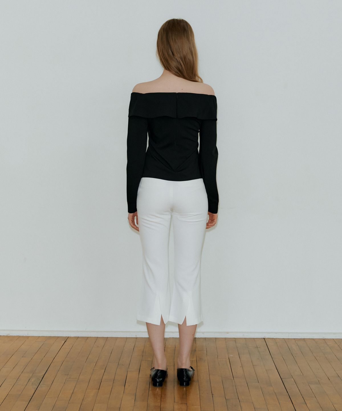 리올그(REORG) PAP OFF SHOULDER TIE BLOUSE BLACK