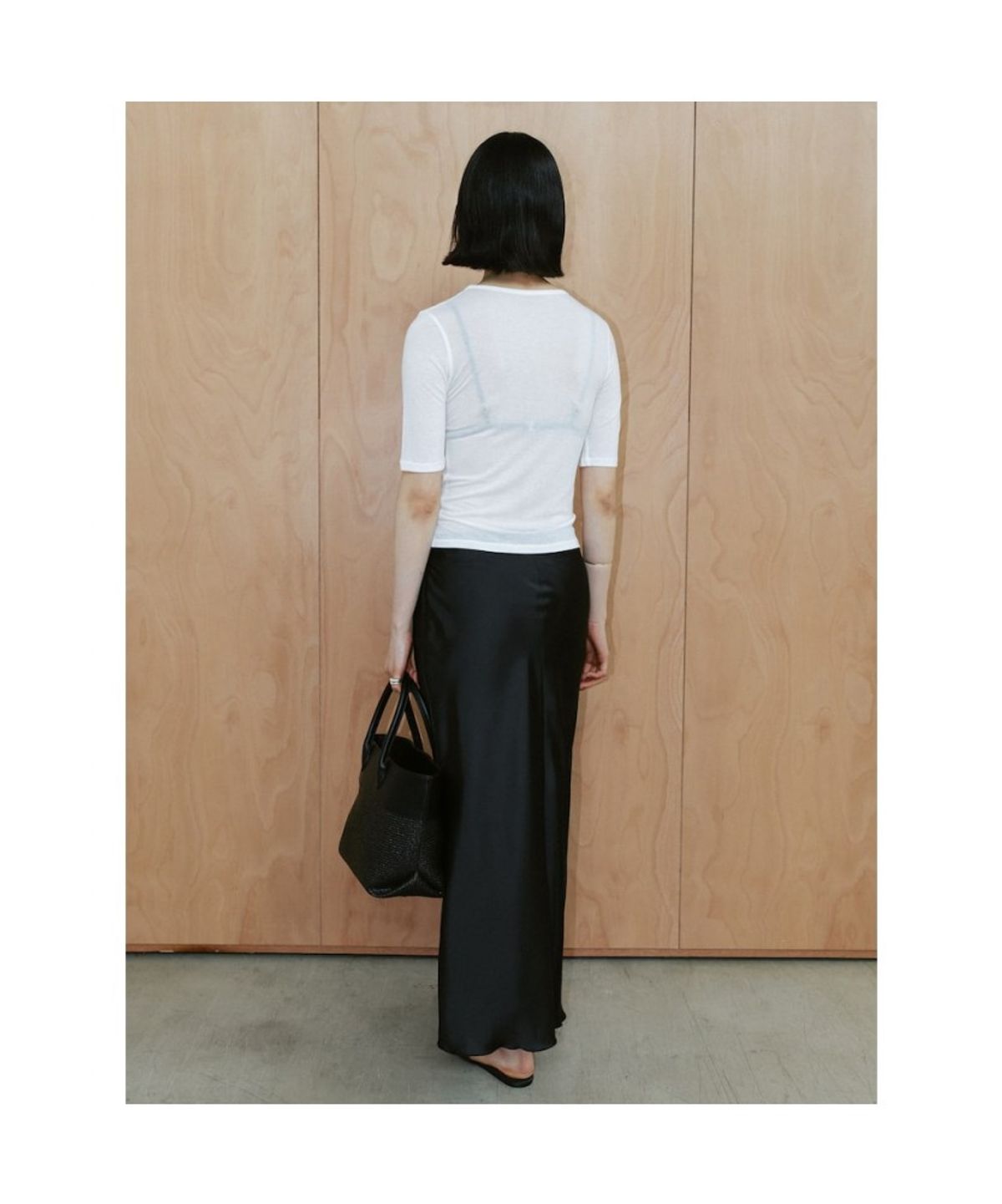 디애퍼처(THE APERTURE) Sheer Fitted Top  White (TA6742A061)