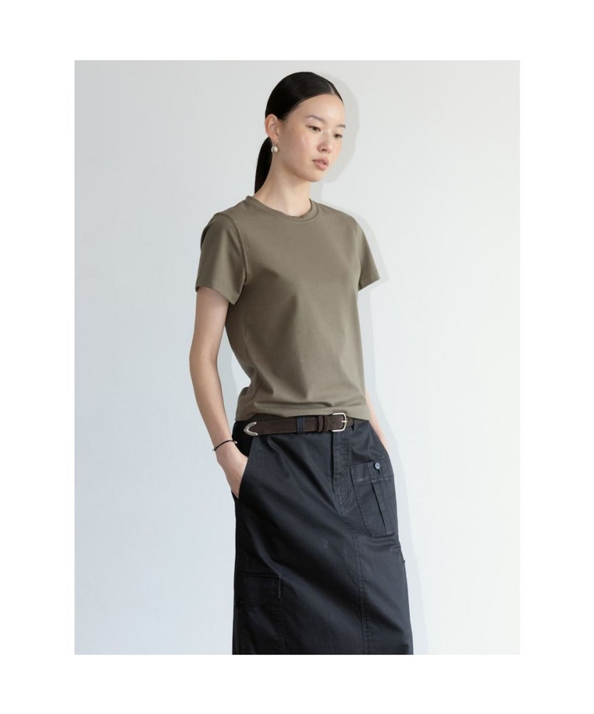 디애퍼처(THE APERTURE) Aj TShirt  Khaki (TA6742A16H)