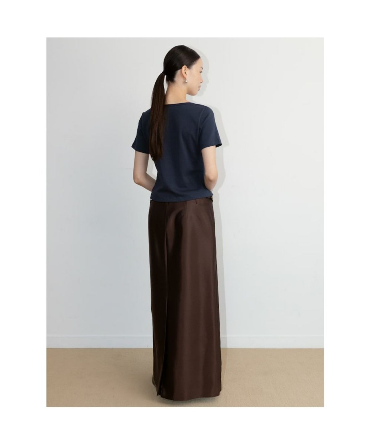 디애퍼처(THE APERTURE) Classic VNeck T Shirt  Navy (TA6742A10R)