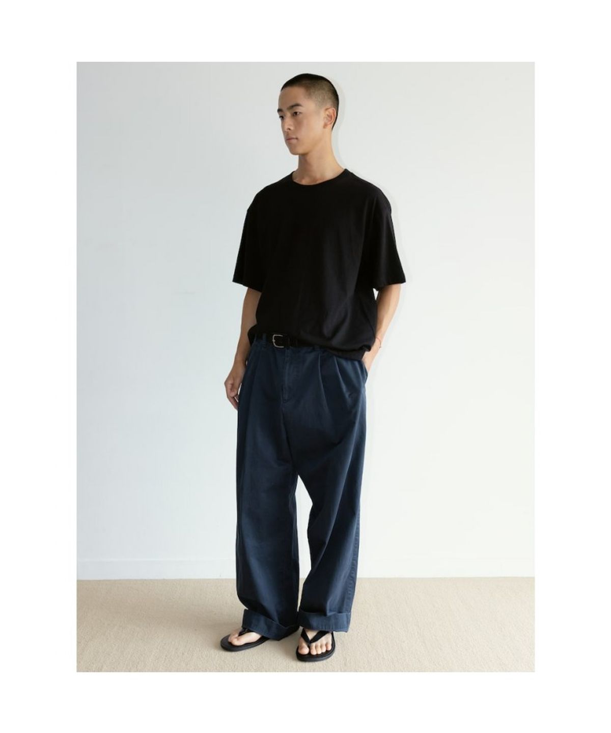 디애퍼처(THE APERTURE) [Unisex] Cotton Crop TShirt  Black (TA6742U045)