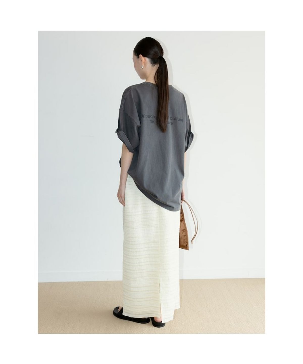 디애퍼처(THE APERTURE) [Unisex] Aperture Logo Dyeing TShirt  Ash (TA6742U034)