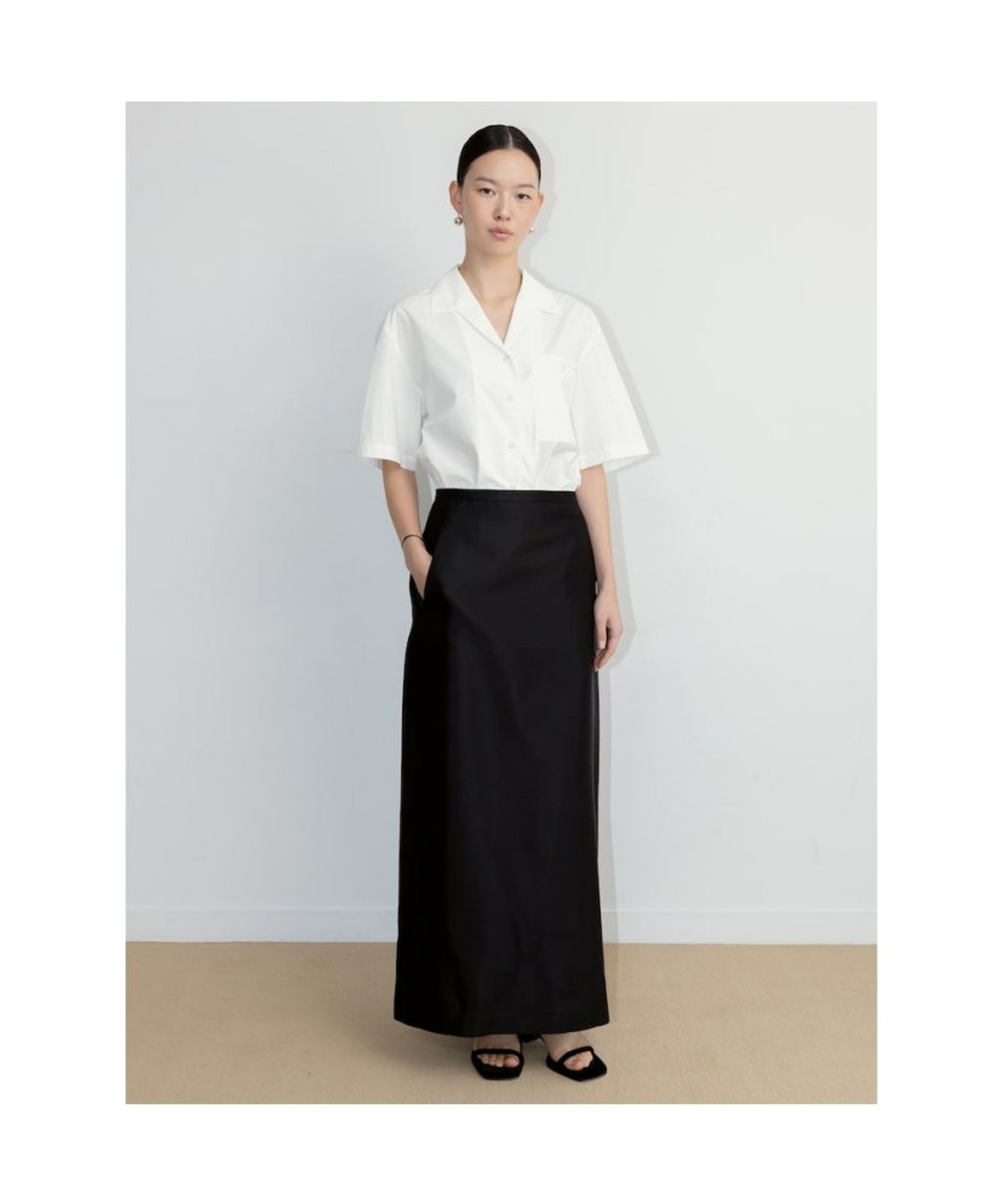 디애퍼처(THE APERTURE) Broderick HSleeve Shirt  White (TA6765A031)