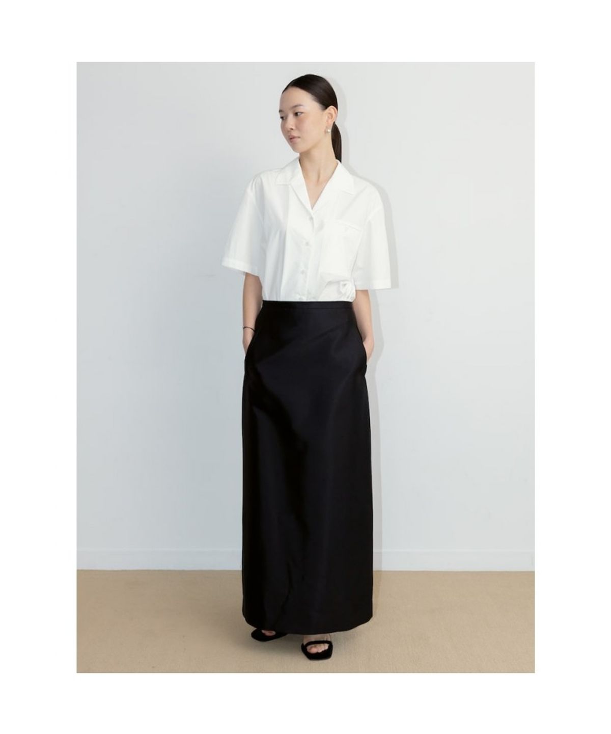 디애퍼처(THE APERTURE) Broderick HSleeve Shirt  White (TA6765A031)