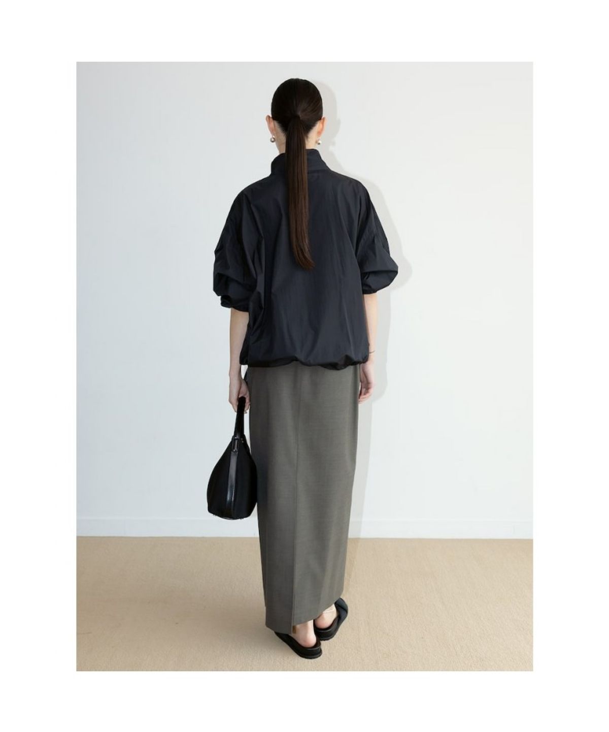 디애퍼처(THE APERTURE) Nylon Quarter ZipUp  Black (TA6764U035)