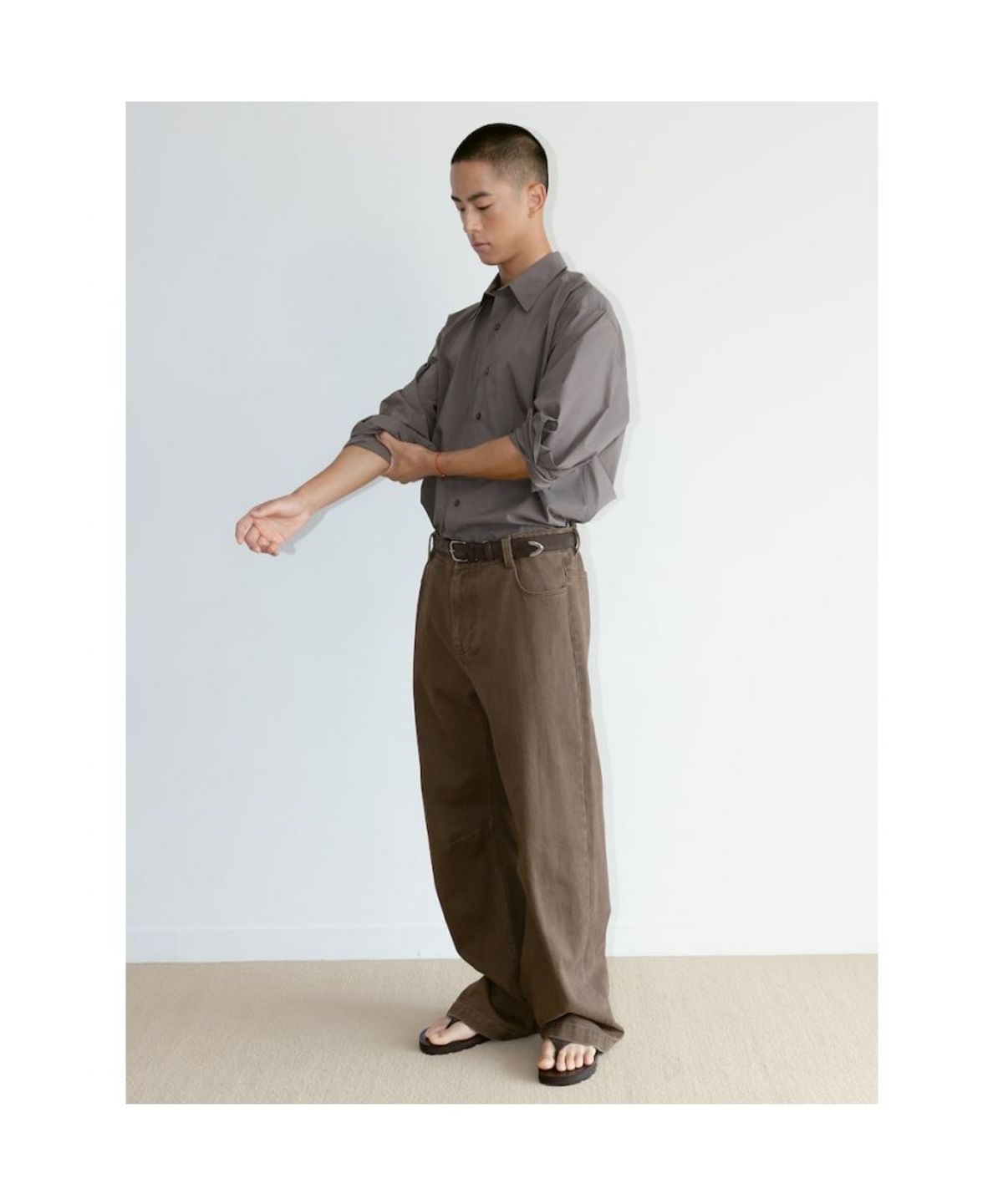디애퍼처(THE APERTURE) [Unisex] Aperture Classic Shirt  Brown (TA6764U01D)