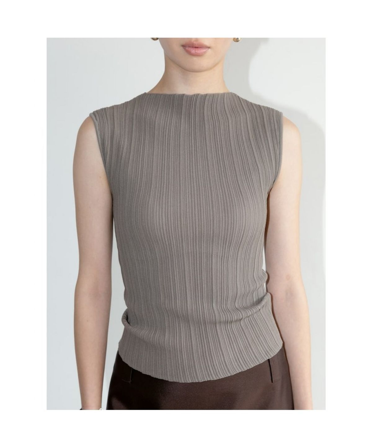 디애퍼처(THE APERTURE) Ohu Pleated Knit Sleeveless  Khaki (TA6751A06H)