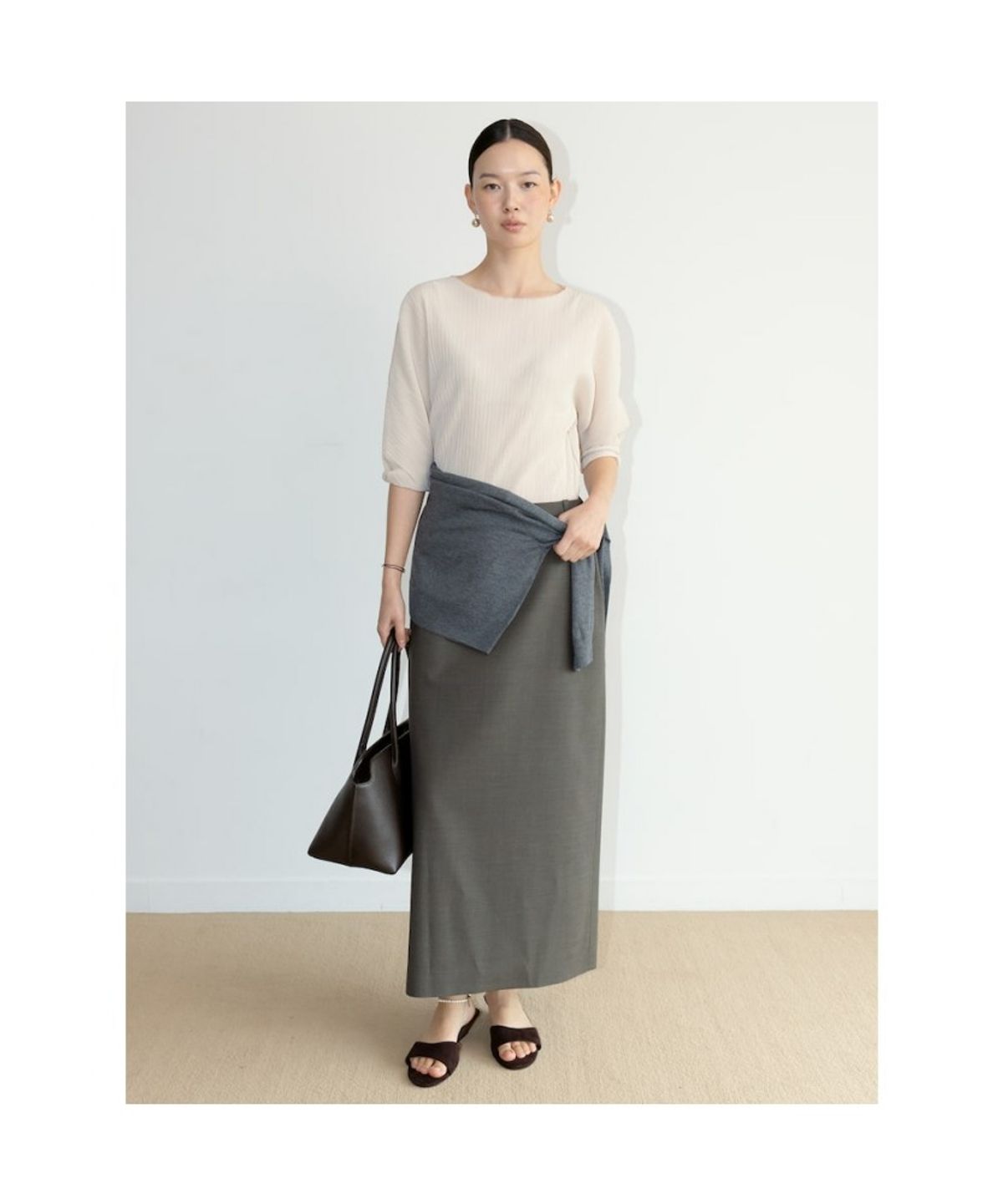 디애퍼처(THE APERTURE) Cash Crop Knit  Grey (TA6751A073)