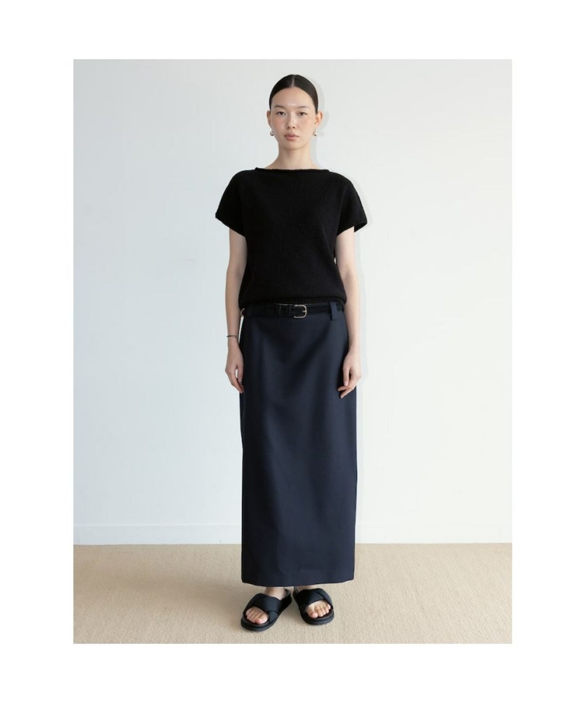 디애퍼처(THE APERTURE) Feldon Knit Top  Black (TA6751A085)