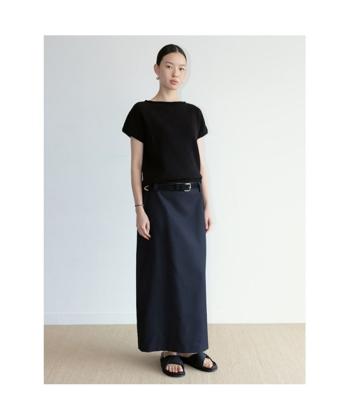 디애퍼처(THE APERTURE) Feldon Knit Top  Black (TA6751A085)