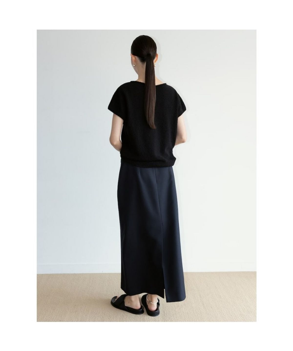 디애퍼처(THE APERTURE) Feldon Knit Top  Black (TA6751A085)