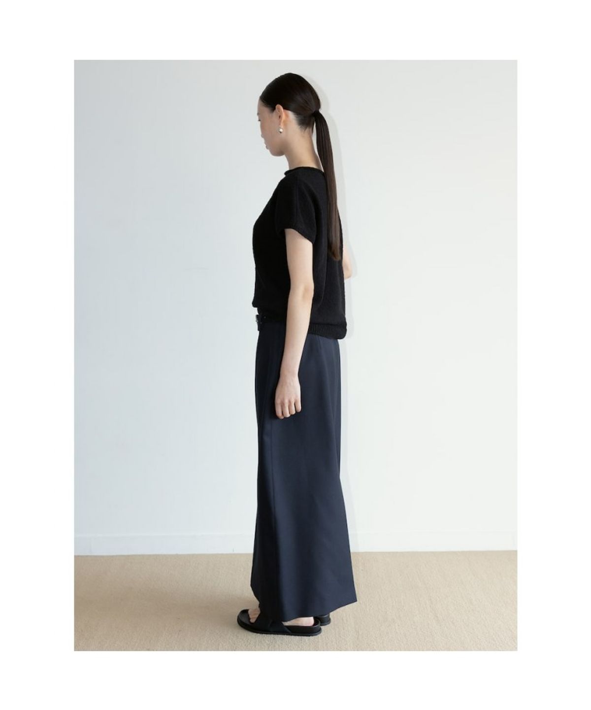 디애퍼처(THE APERTURE) Feldon Knit Top  Black (TA6751A085)
