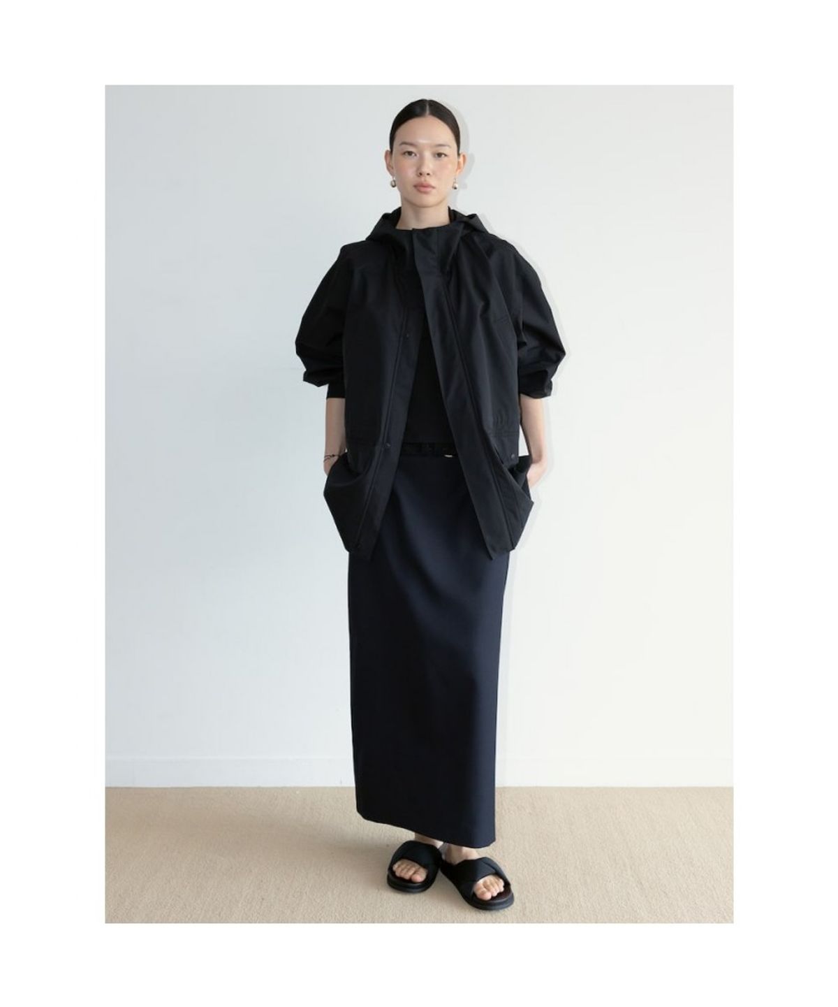 디애퍼처(THE APERTURE) [Unisex] Over Hunter Jacket  Black (TA6739U015)