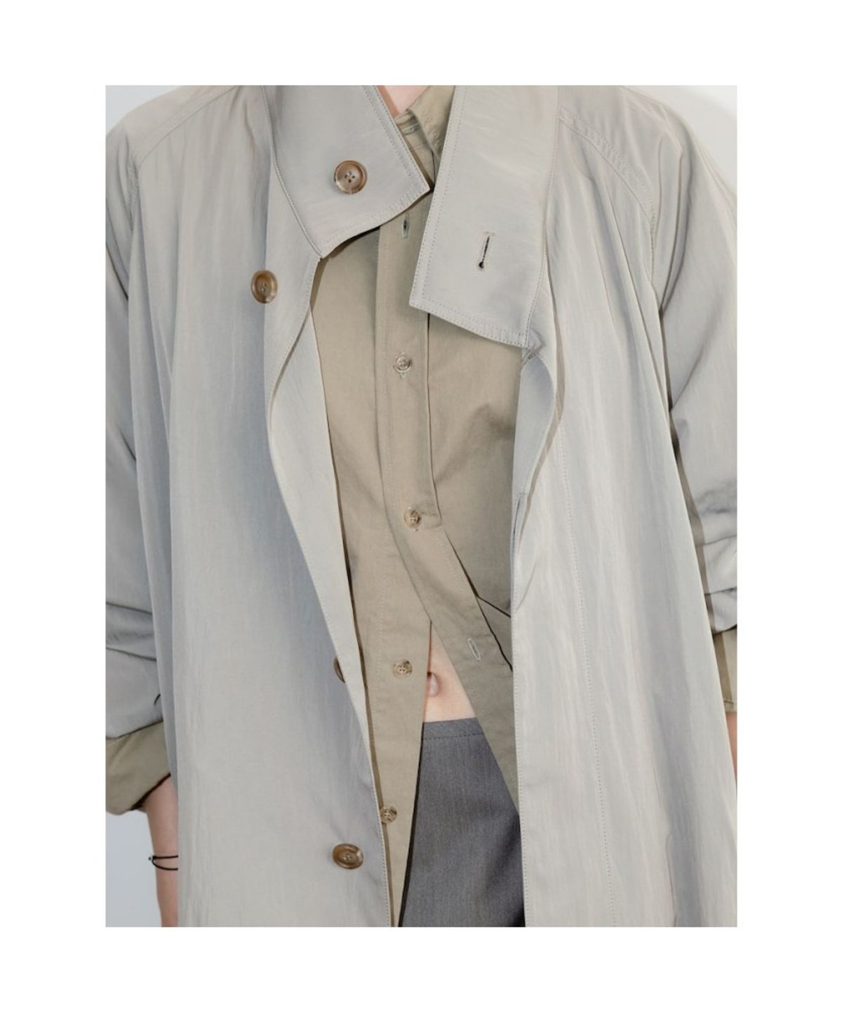 디애퍼처(THE APERTURE) 60S Vintage Trench Coat  Khaki (TA673TA01H)