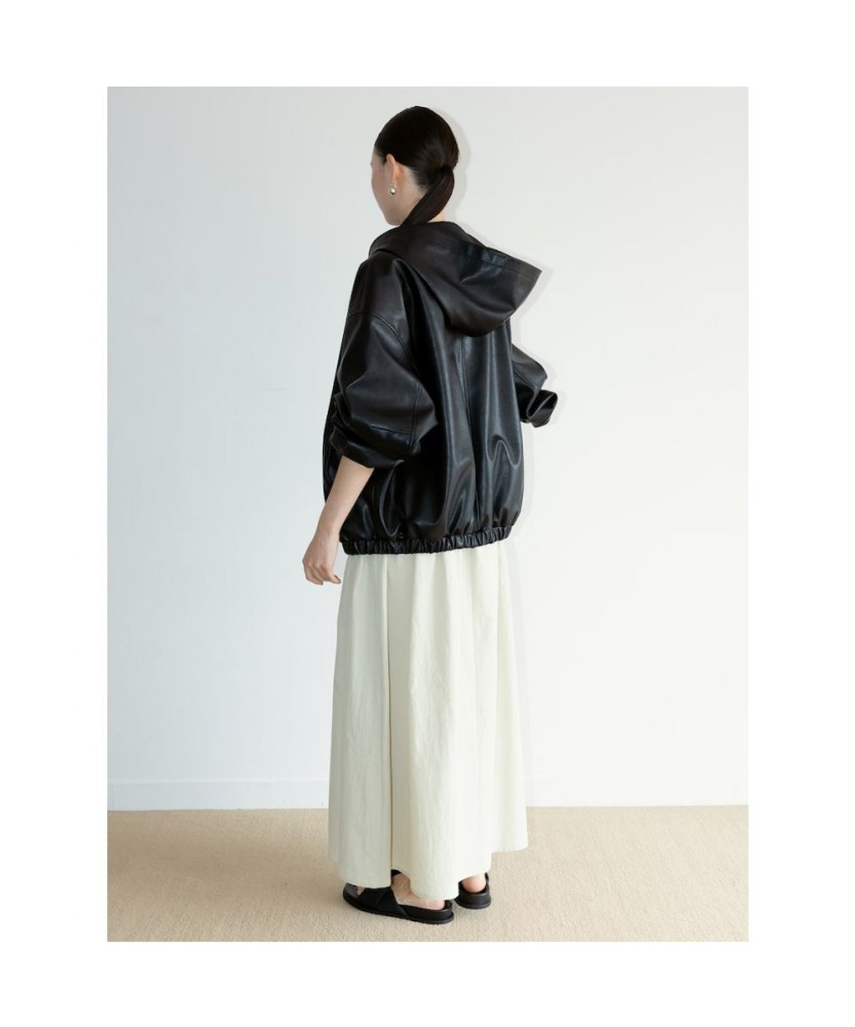디애퍼처(THE APERTURE) 60S Caitlyn Dress  Black (TA6771A015)
