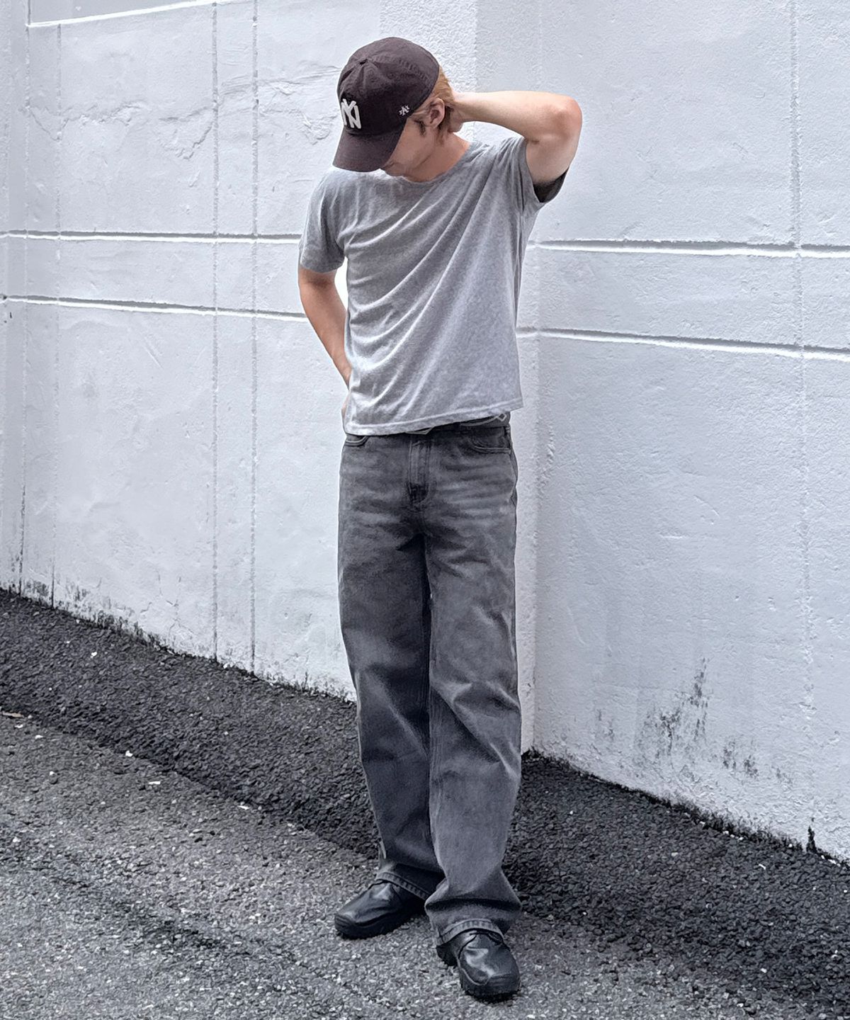마인드브릿지(MINDBRIDGE) 와이드 골 조직 그레이 데님 팬츠_GR