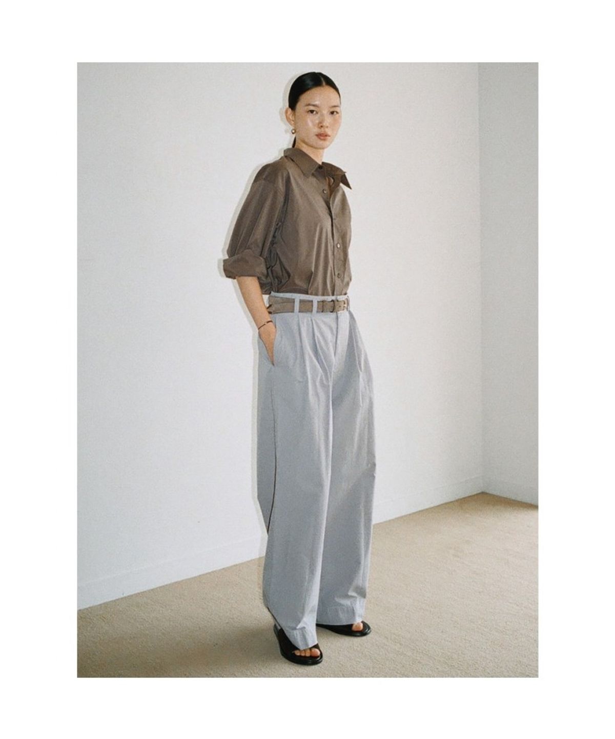 디애퍼처(THE APERTURE) [Unisex] Hoffman Tuck Pants  Grey (TA6721U043)