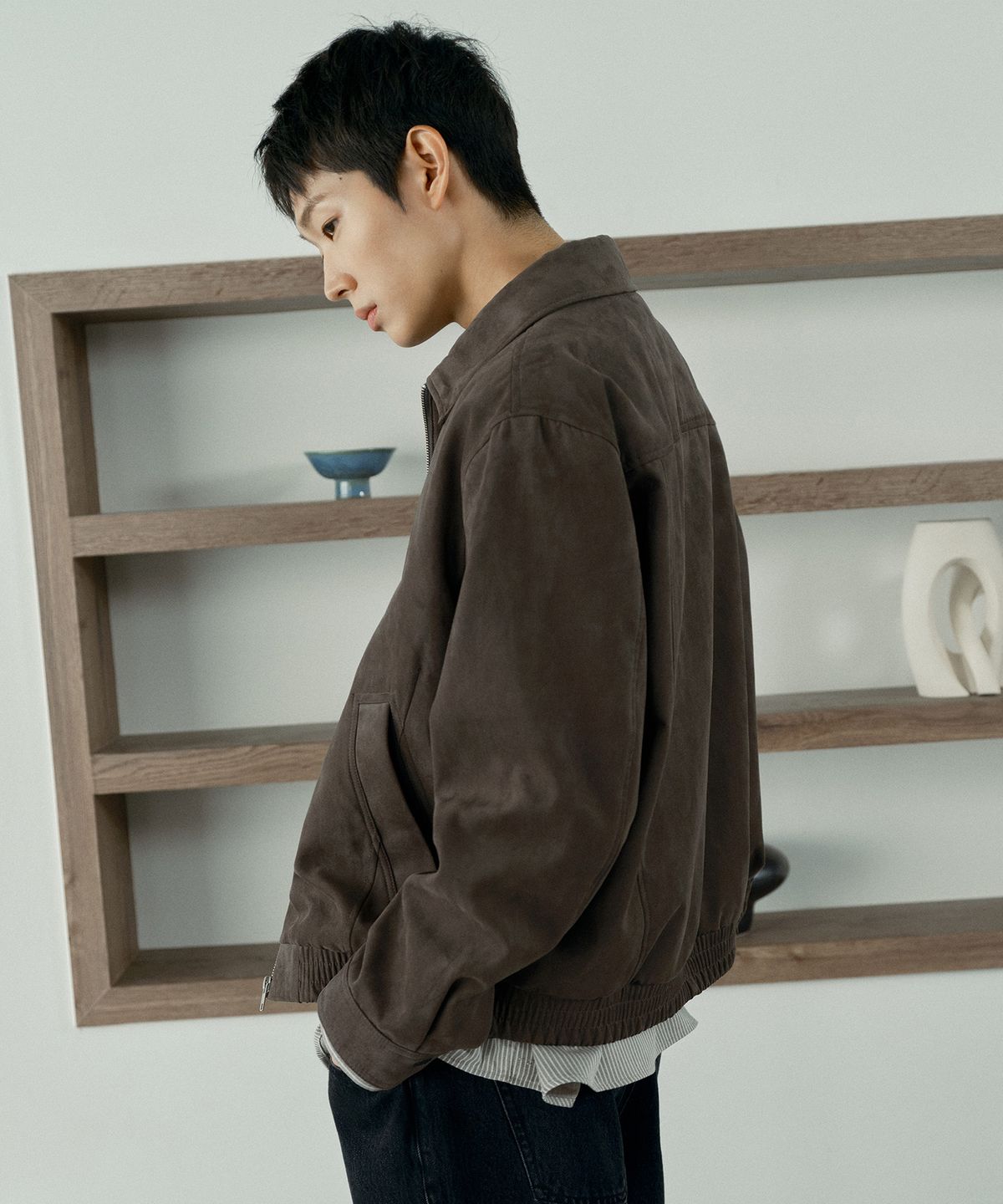 마인드브릿지(MINDBRIDGE) 스웨이드 세미 오버핏 블루종 - 2color