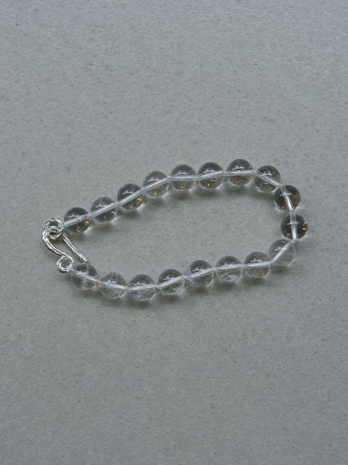 플릿(FLIT) SOAR HOOK ANKLET - QUARTZ