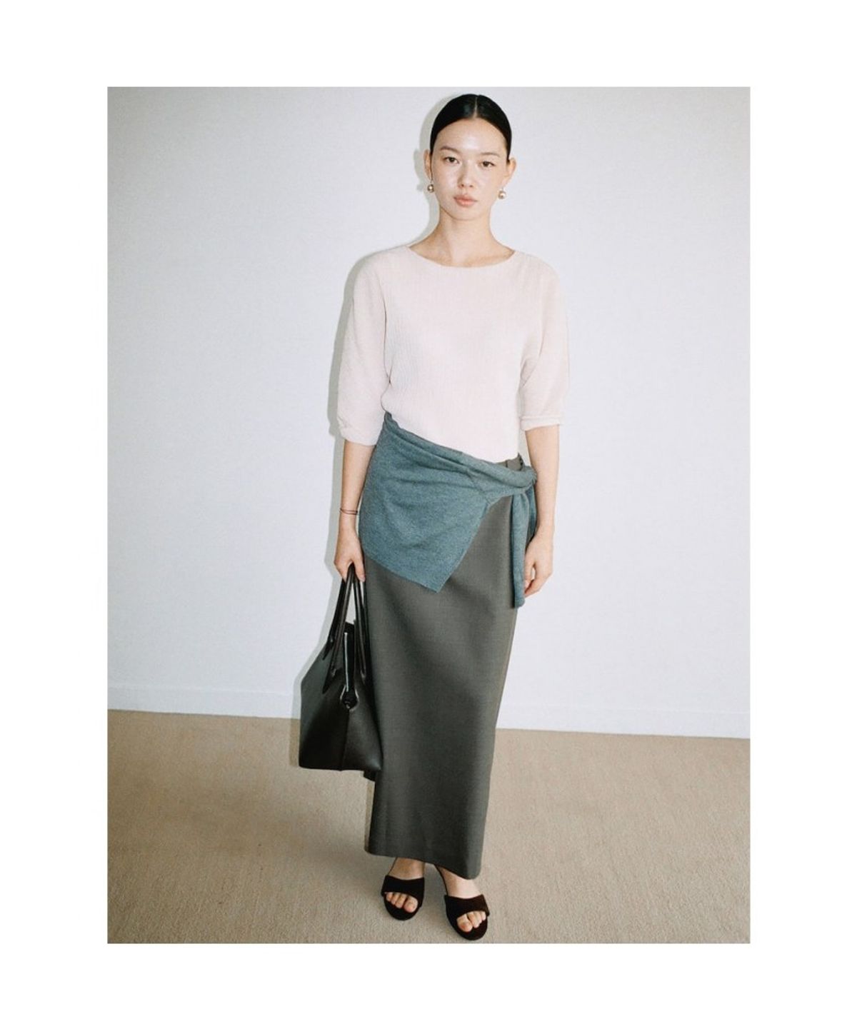 디애퍼처(THE APERTURE) Georgia H Line Skirt  Ash (TA6727A124)