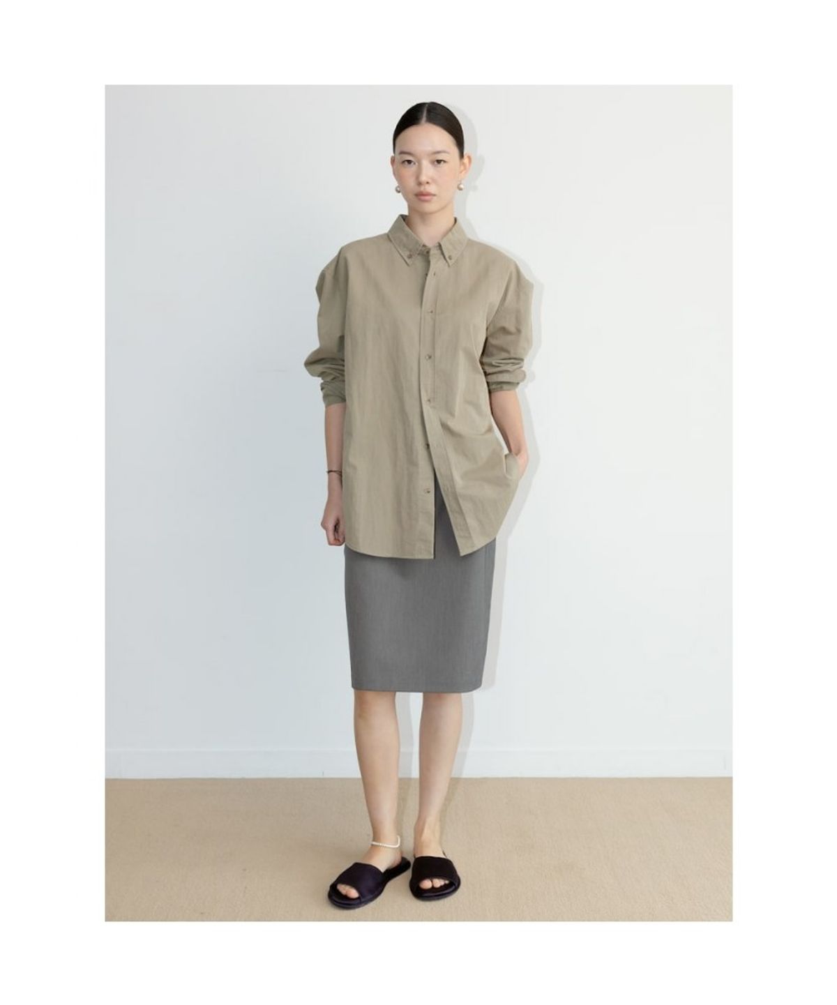 디애퍼처(THE APERTURE) Josh Midi H Line Skirt  Brown (TA6727A07D)