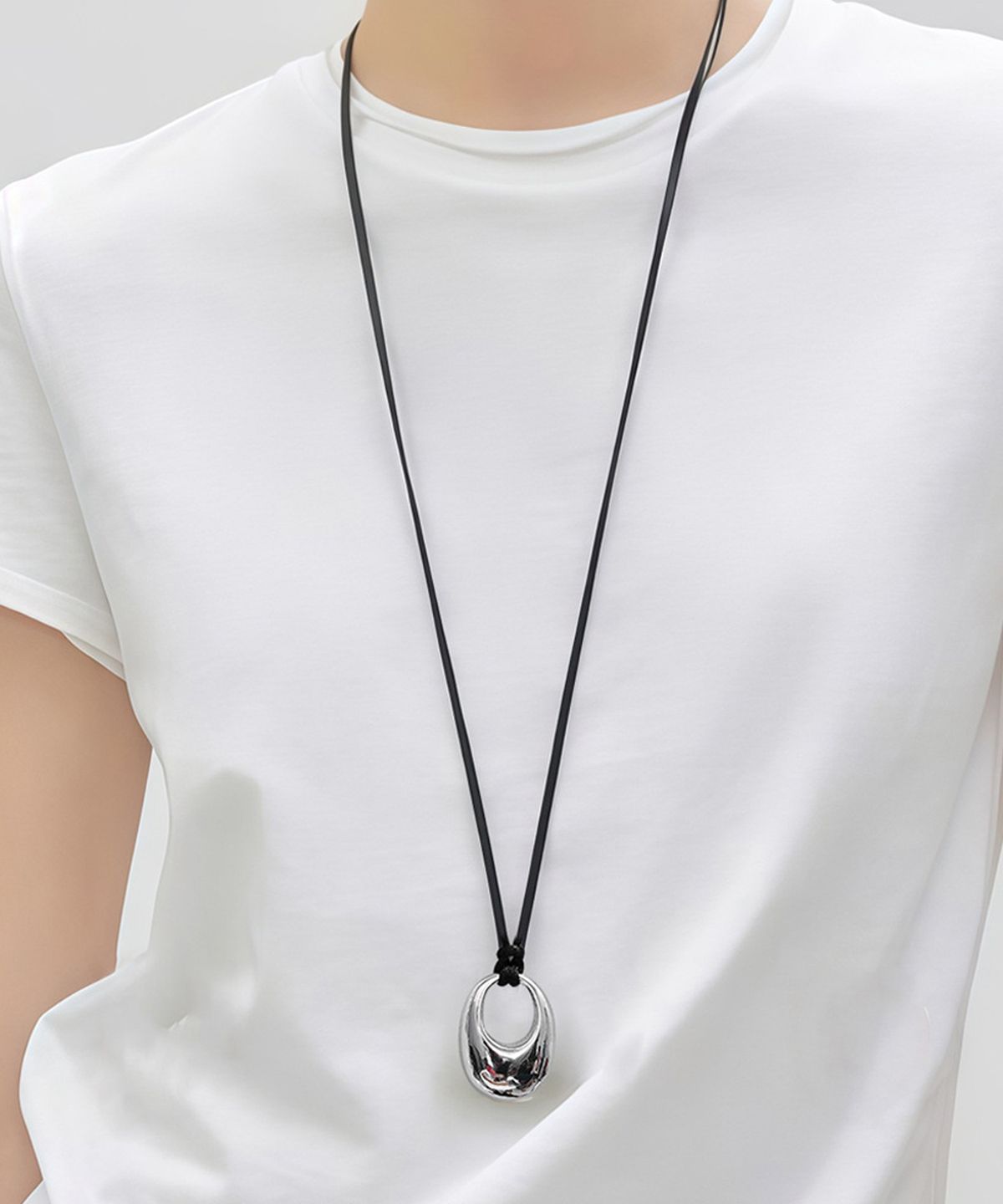 헤이타(HEITA) VARIX SILVER NECKLACE 바릭스 펜던트 실버목걸이