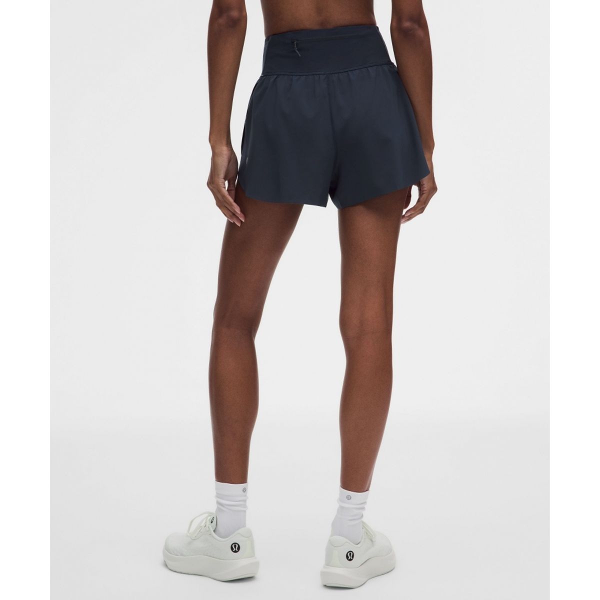 룰루레몬(LULULEMON) 패스트 앤 프리 미드라이즈 스플릿 쇼츠 3inch *업데이트 디자인