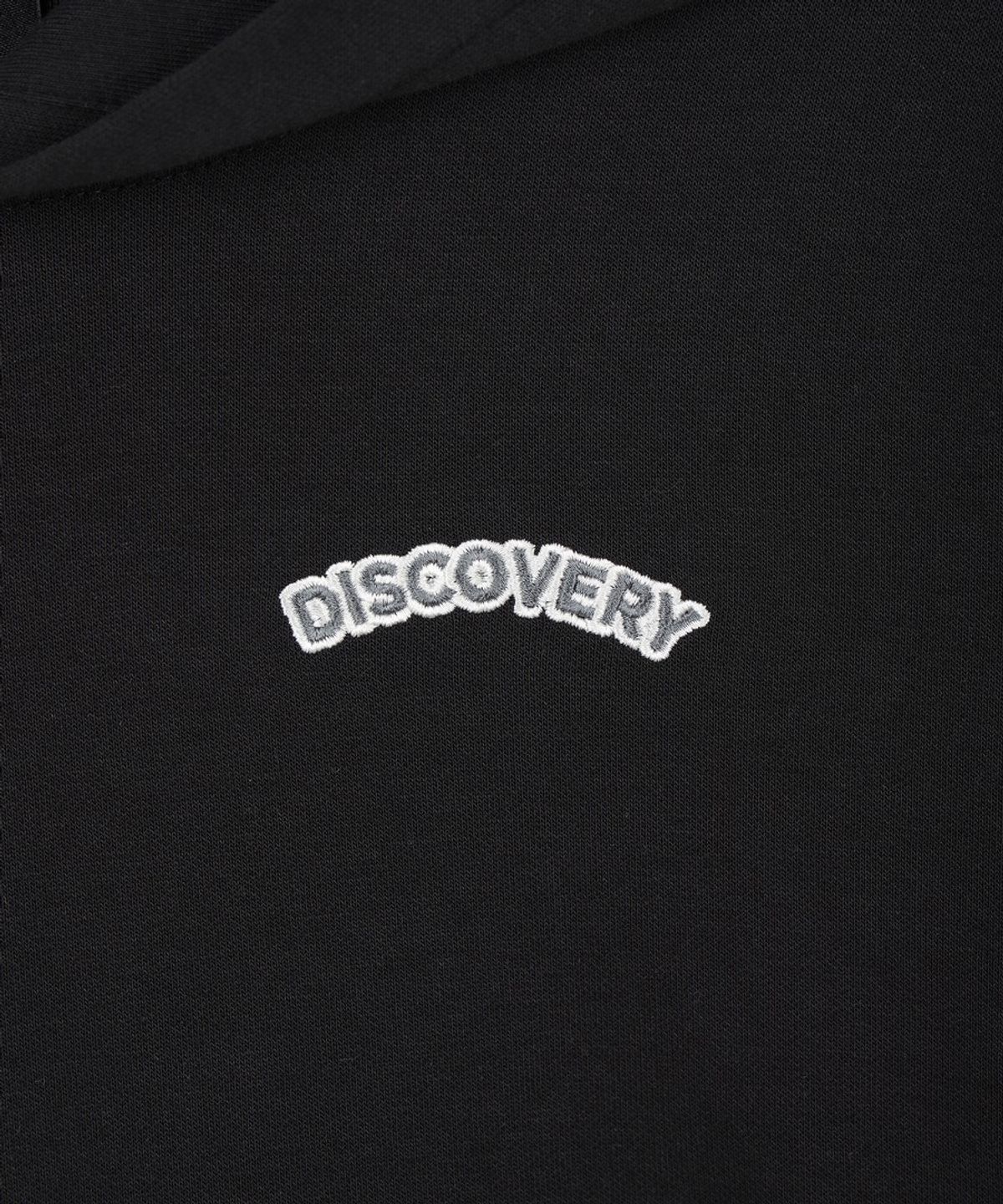 디스커버리 키즈(DISCOVERY KIDS) 키즈 에센셜 스몰로고 후드티셔츠 (BLACK)