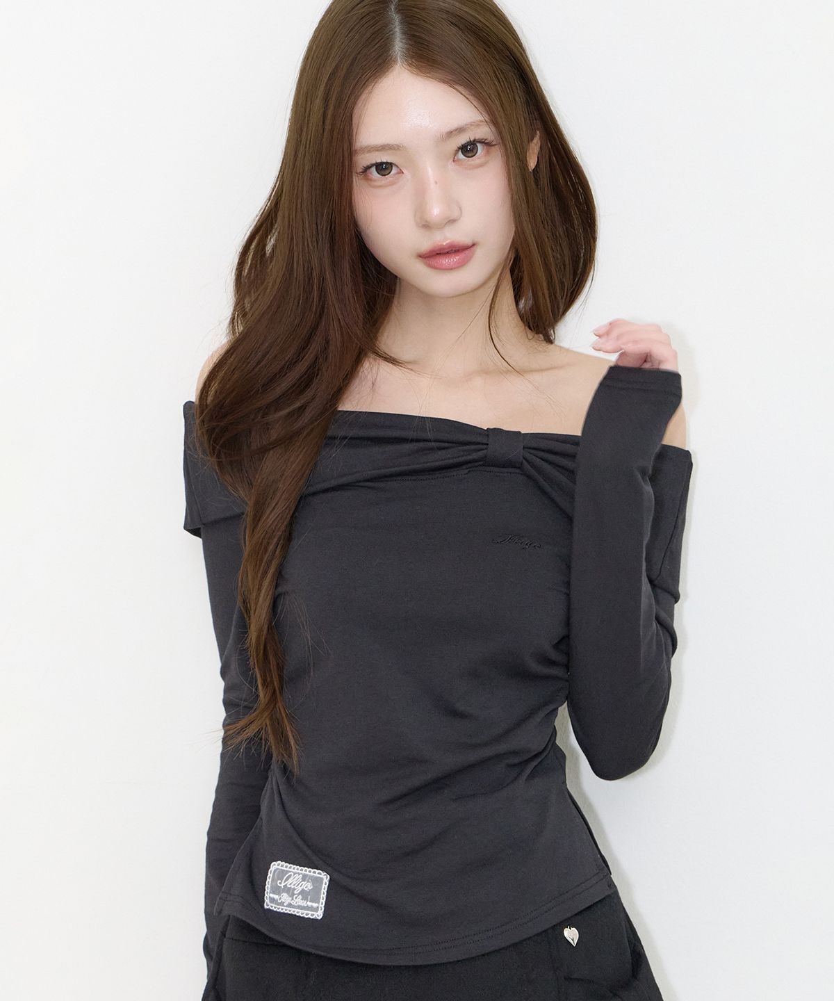 일리고(ILLIGO) 보우 오프숄더 롱슬리브 블랙