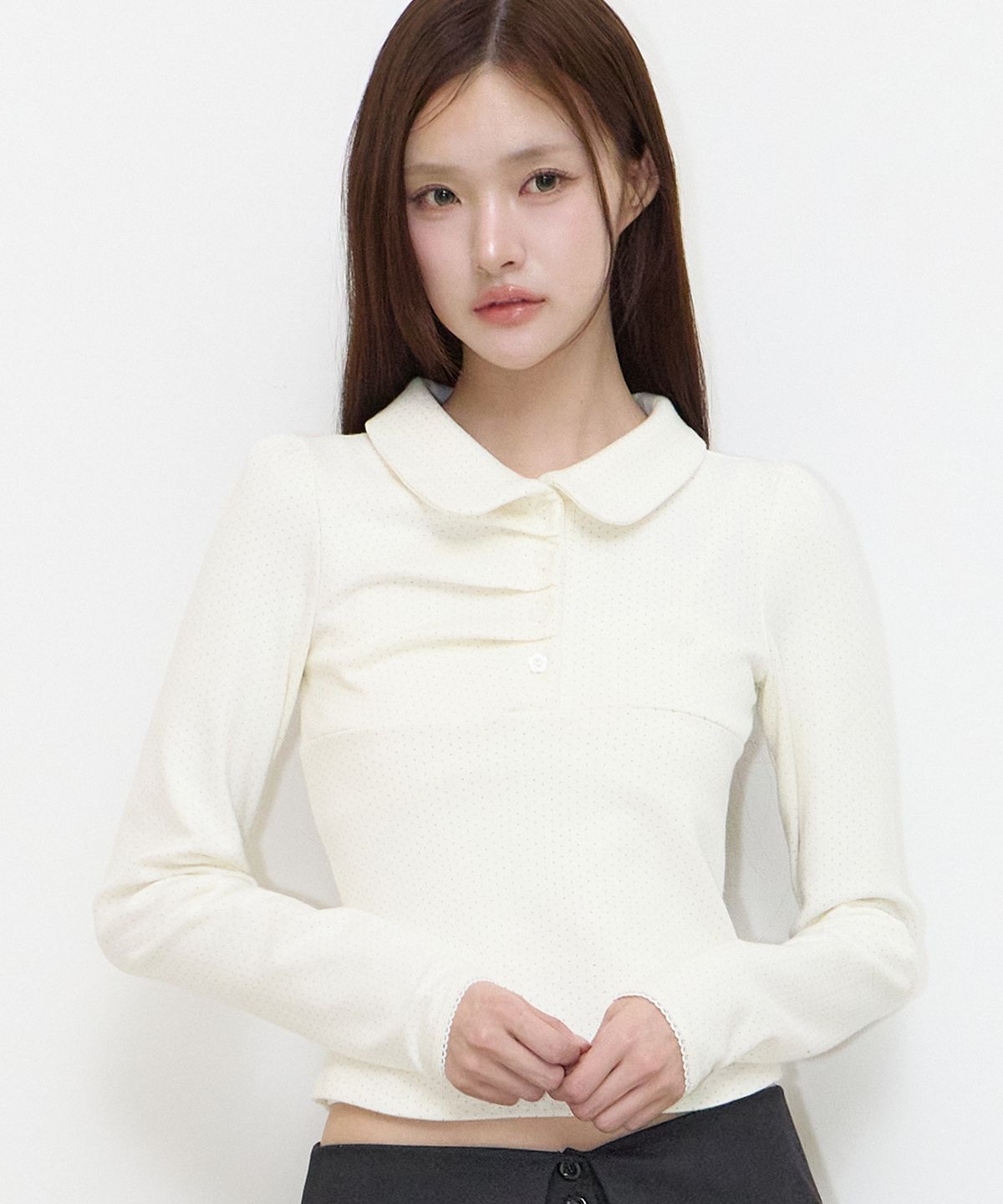 일리고(ILLIGO) 도트 핀턱 카라 롱슬리브 아이보리