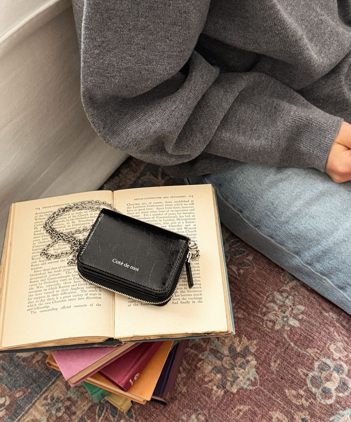 꼬떼드무아(COTEDEMOI) Page Zip Chain Wallet - Black