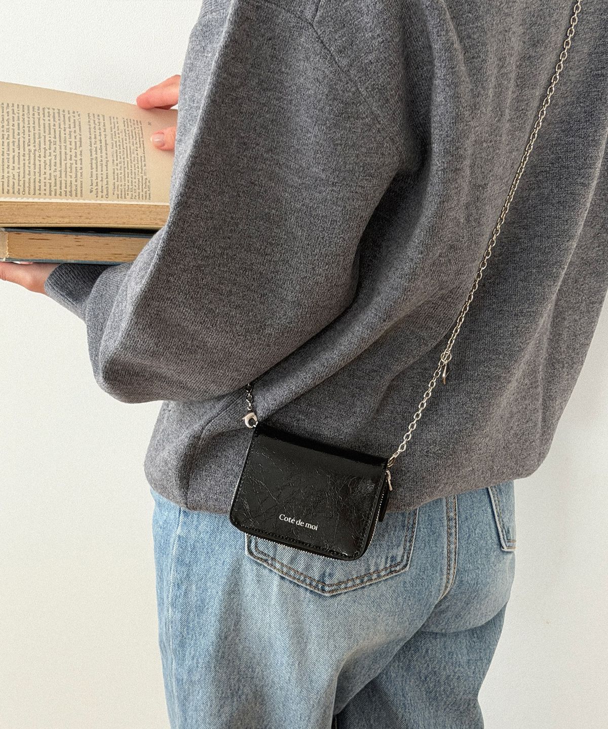 꼬떼드무아(COTEDEMOI) Page Zip Chain Wallet - Black
