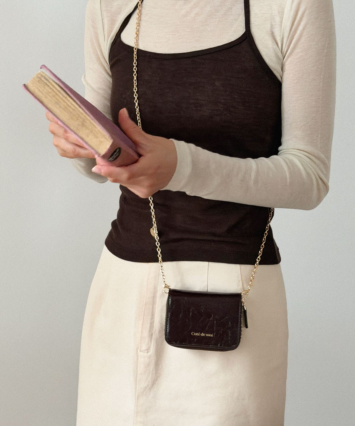 꼬떼드무아(COTEDEMOI) Page Zip Chain Wallet - Chocolate Brown