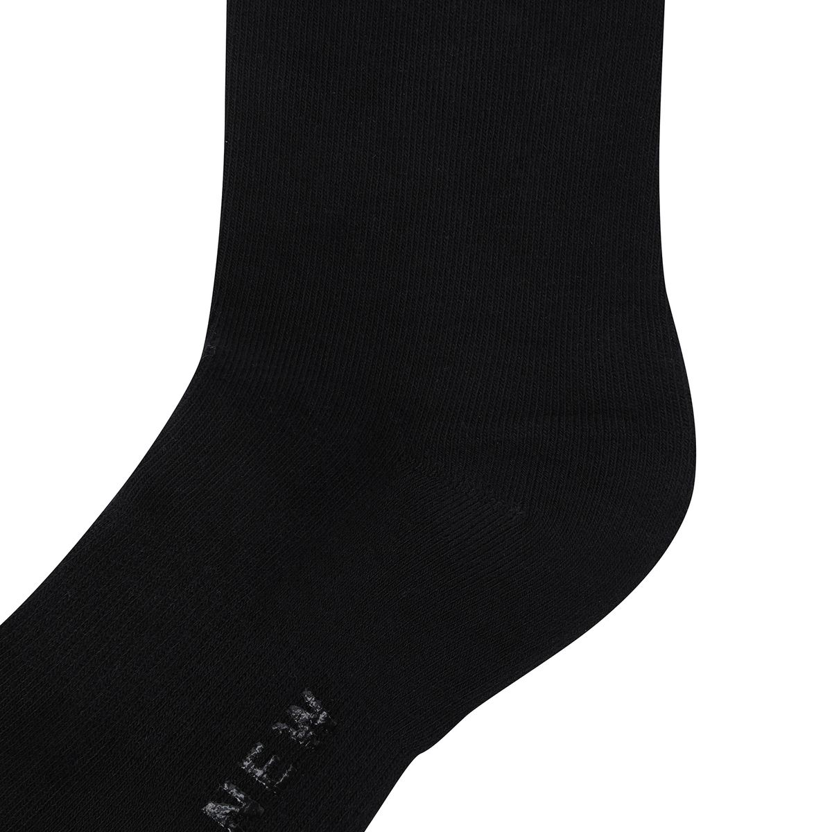 어뉴골프(ANEW GOLF) MEN STRIPE LOGO MIDDLE SOCKS_BK