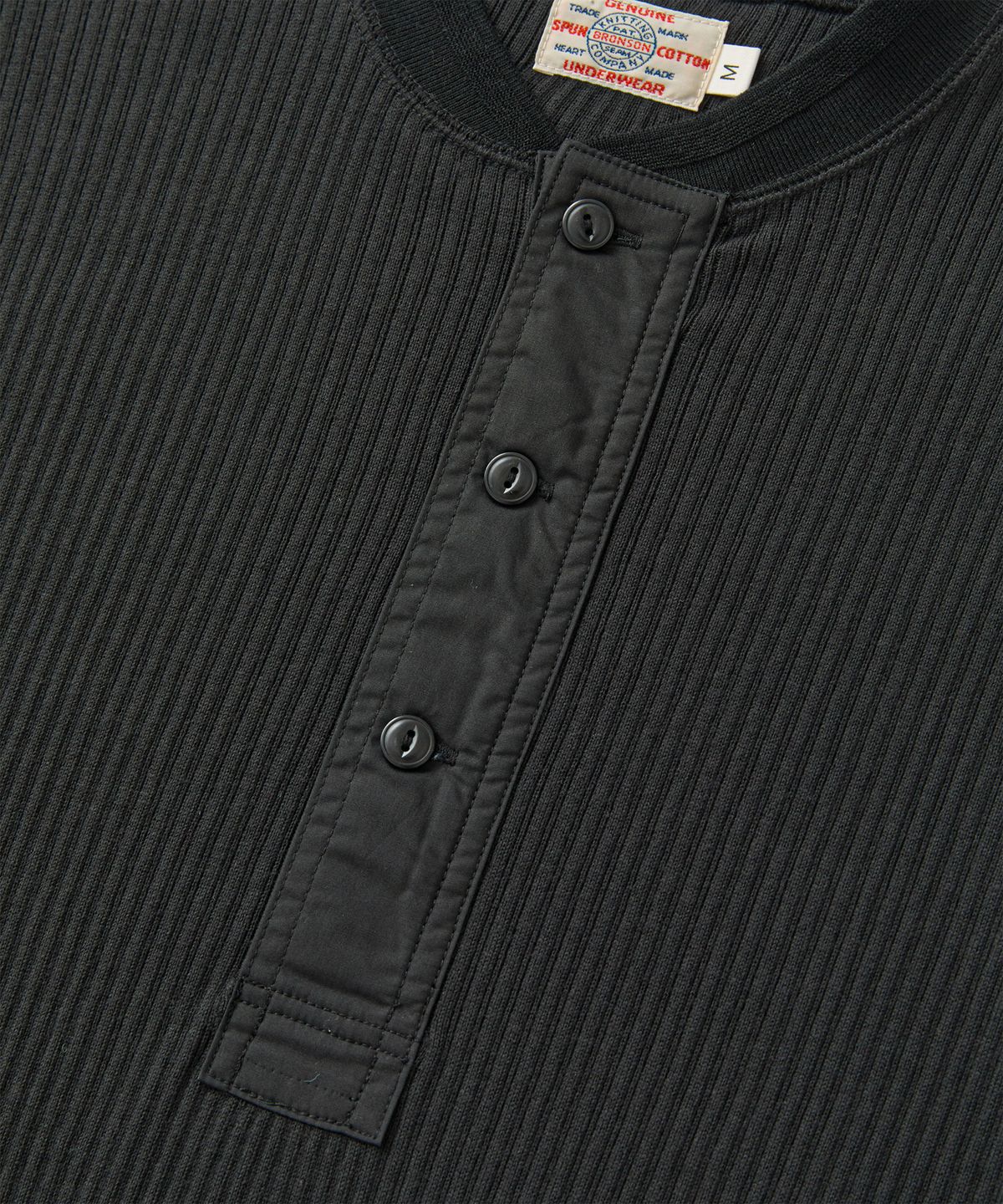 브론슨(BRONSON) Ribbed Long Sleeve Henley Shirt Black