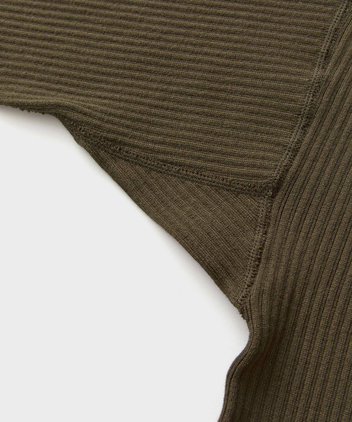 브론슨(BRONSON) Ribbed Long Sleeve Henley Shirt Olive Brown