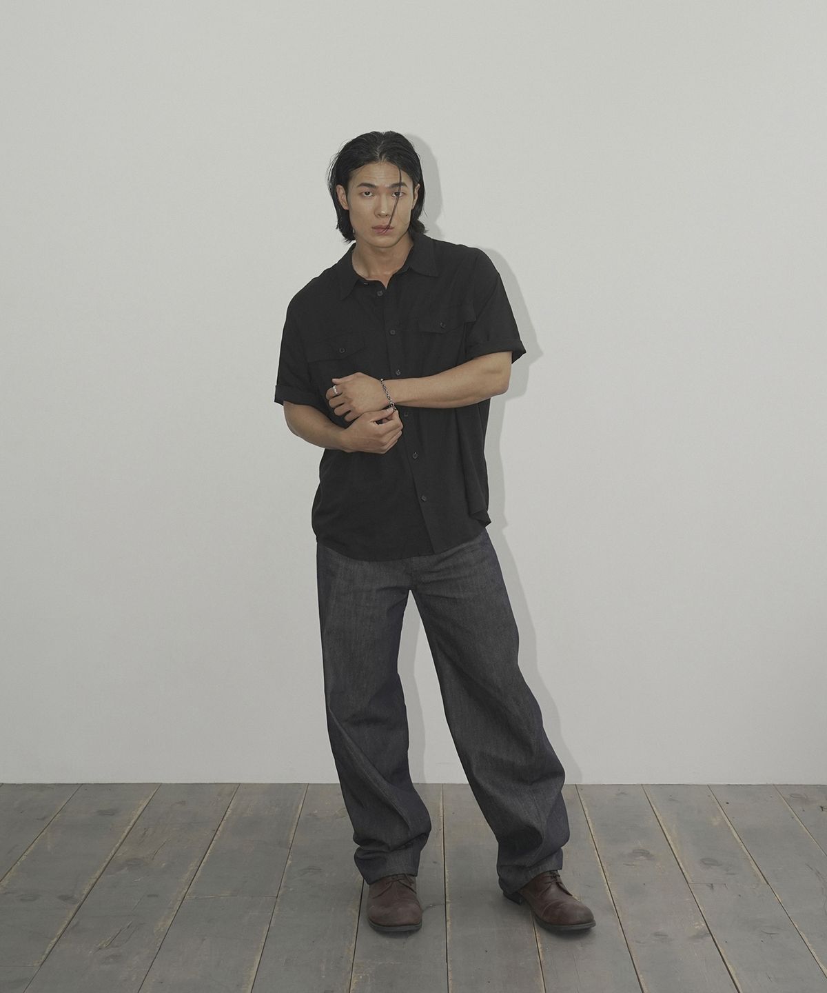 시도(SIIIIDO) SENATOR HALF SHIRT(BLACK)