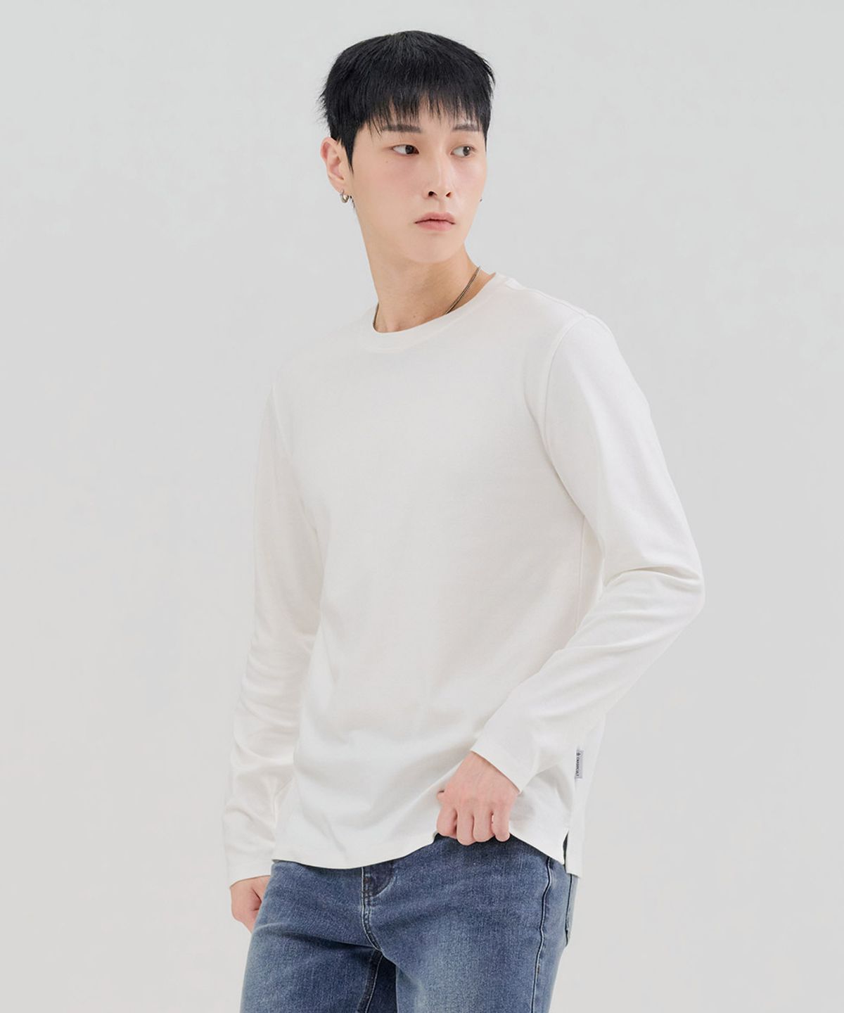 체이스컬트(CHASECULT) 남성 에센셜 긴팔 티셔츠-FEZK5101B01