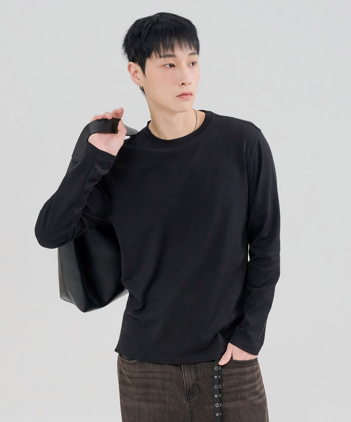 체이스컬트(CHASECULT) 남성 에센셜 긴팔 티셔츠-FEZK5101B03