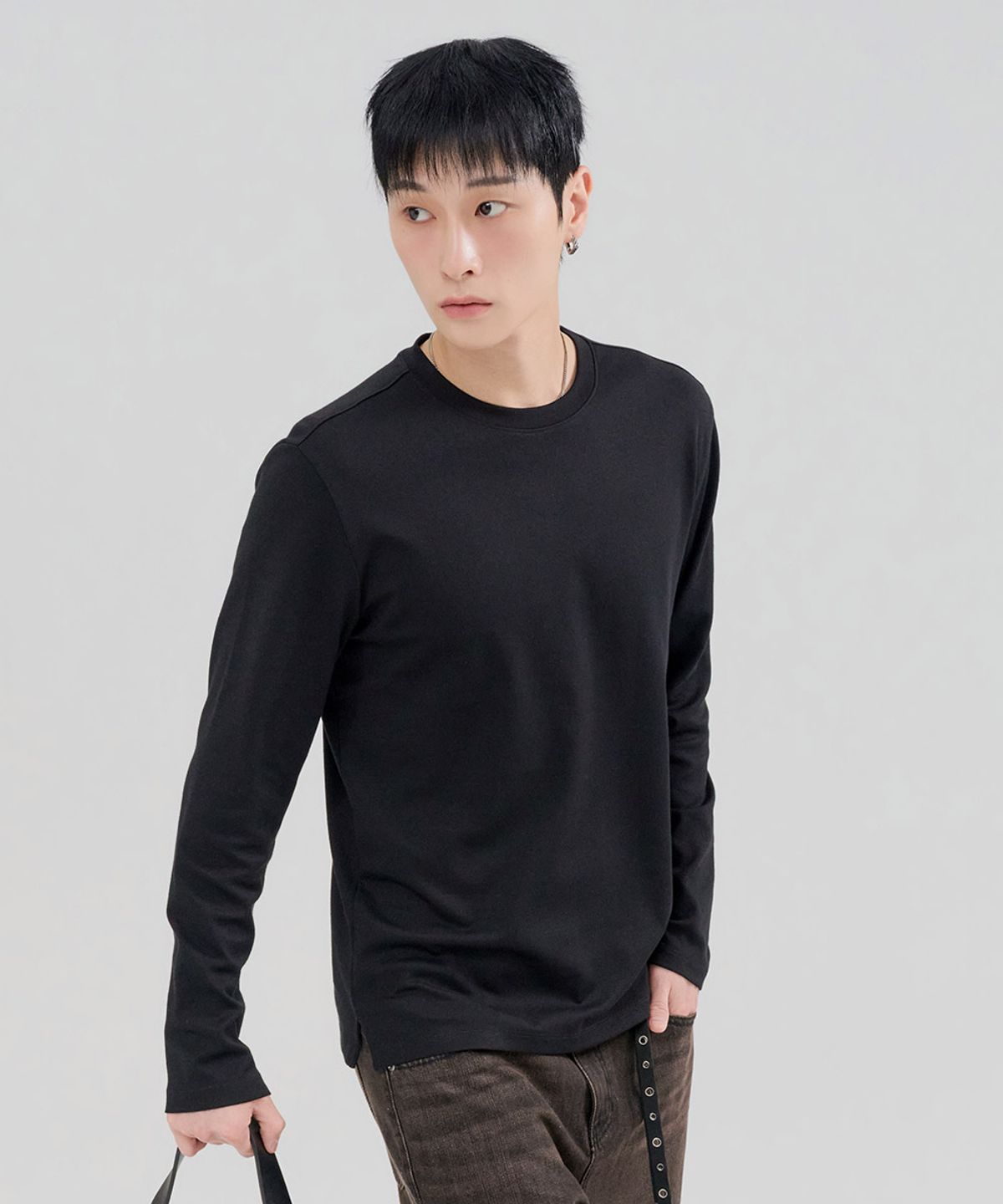 체이스컬트(CHASECULT) 남성 에센셜 긴팔 티셔츠-FEZK5101B03
