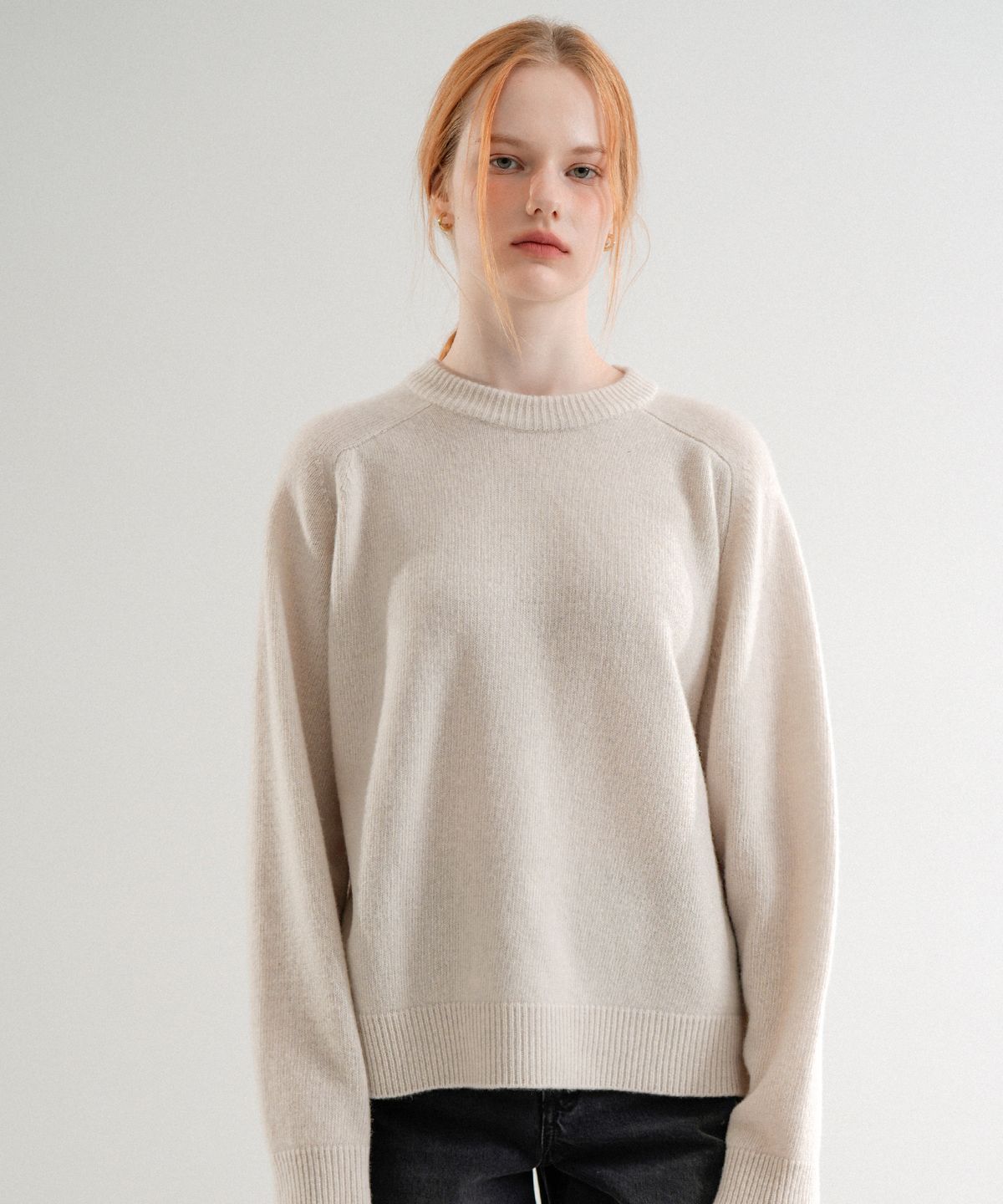 블레티(VLETI) Wool 100% Basic Loosefit Round Knit (Salted_cream)