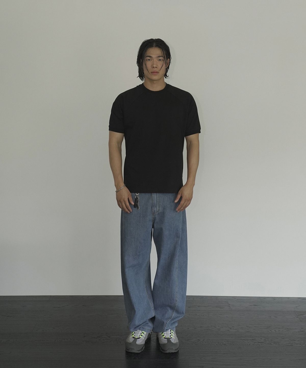 시도(SIIIIDO) CARL HALF T SHIRT(BLACK)