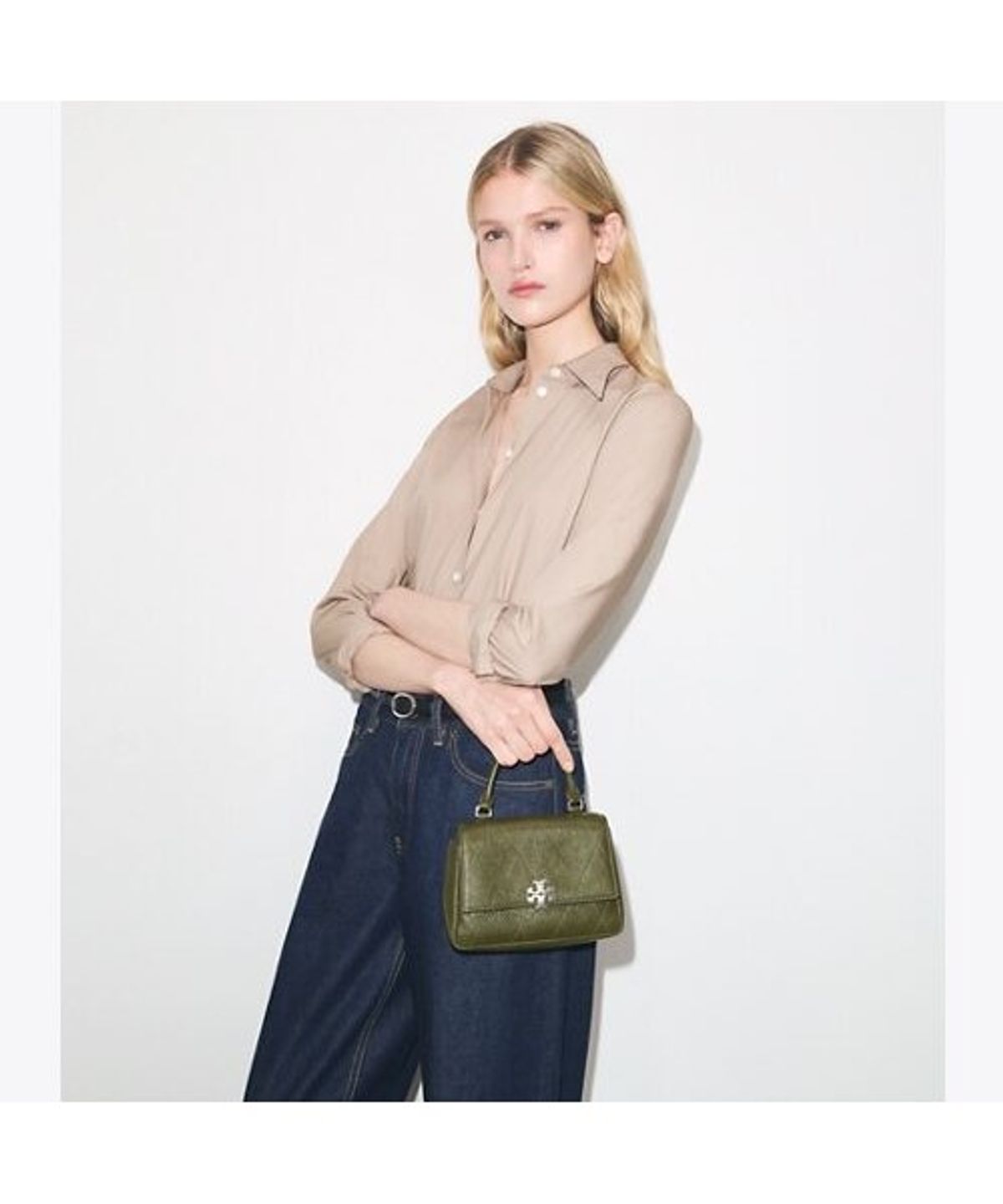 토리버치(TORYBURCH) 찰리 퀼팅 탑 핸들 체인 월렛 - 레초