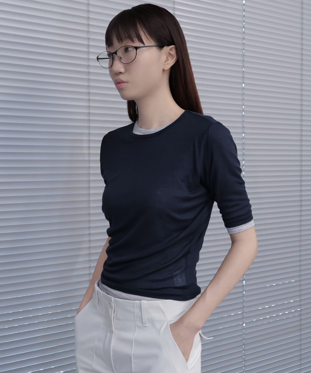 요로코비(YOROKOBY) 울 텐셀 테이퍼드 커브 하프티 네이비