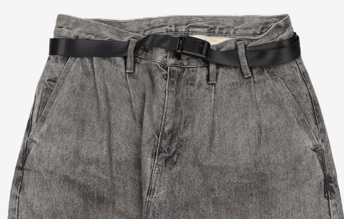 모이프(MOIF) [AW24]WIDE BELTED DENIM PANTS / BLEACHED BLACK 1